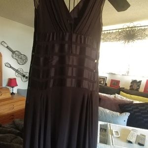 Brown flowy dress 👗